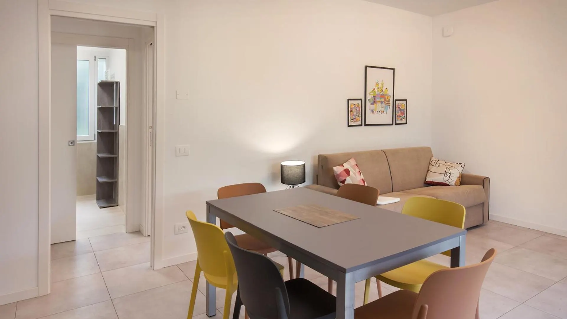 Villa Manzoni Apt 3 Bardolino Apartment